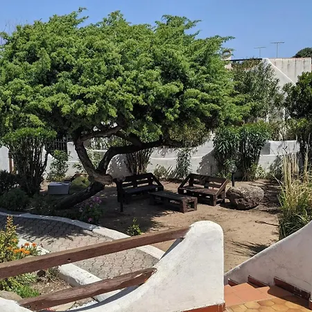 بيت للعطل Charming House With Sea View In *